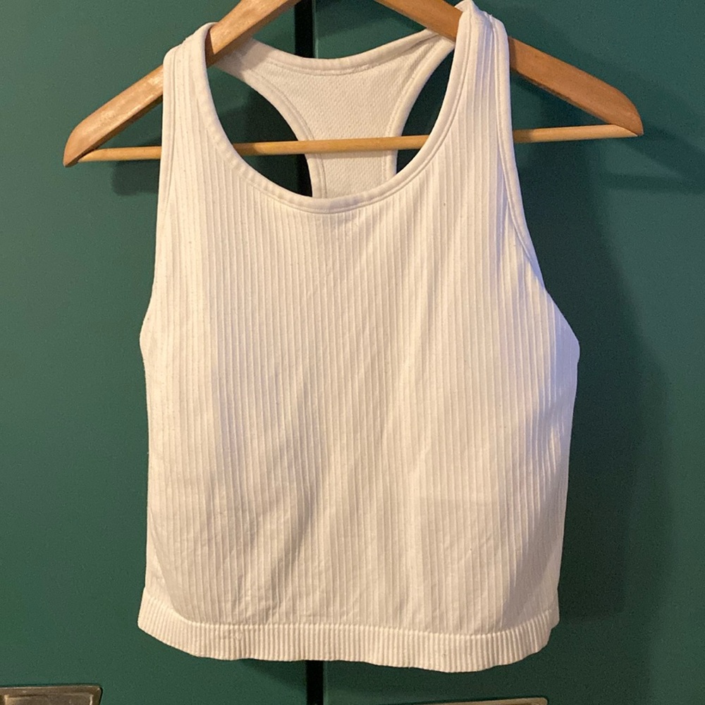 Cropped racerback tank
